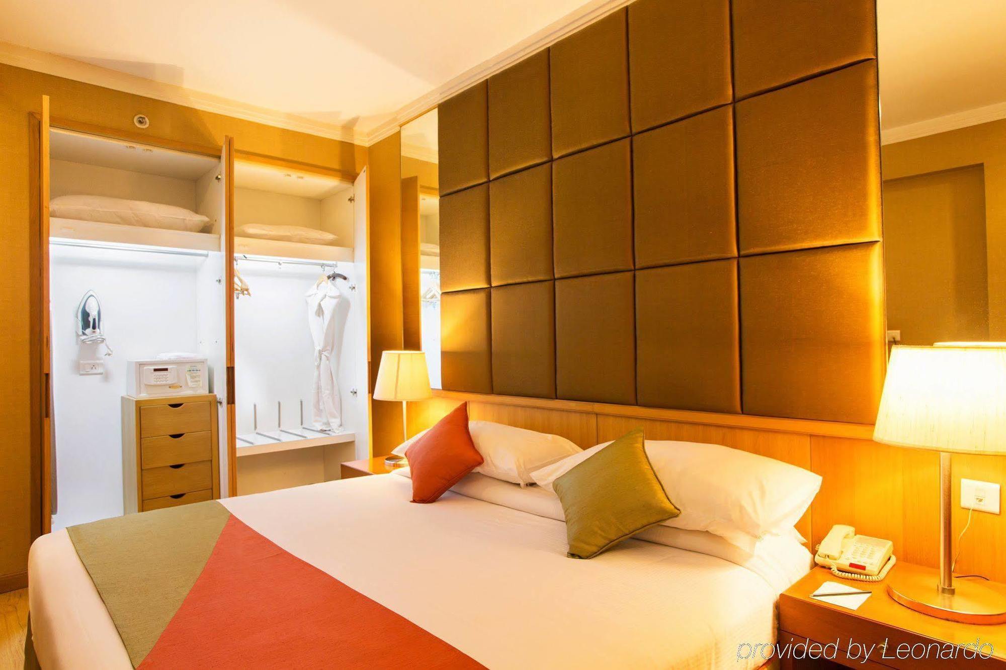 Ellaa Hotel Gachibowli Hyderabad Esterno foto